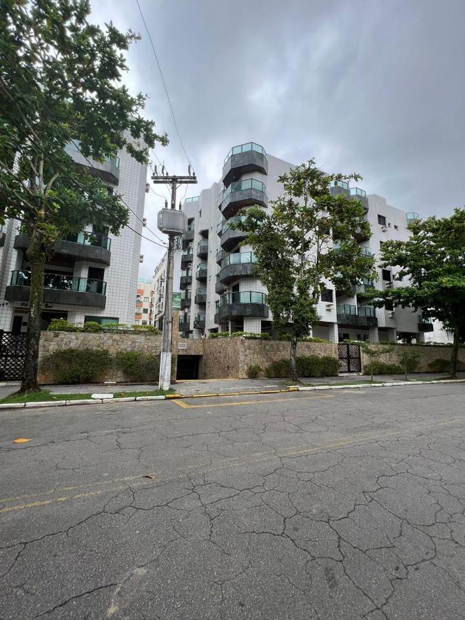 Apartamento No Guaruja Enseada A Beira Mar, Otima Localidade E Com Ar Condicionado Exterior photo