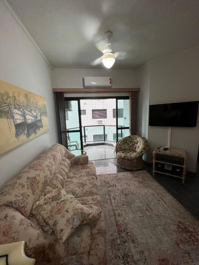 Apartamento No Guaruja Enseada A Beira Mar, Otima Localidade E Com Ar Condicionado Exterior photo